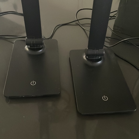 Used once, modern slim lights, USB or plug in 🔌 Touch light with 3 settings - Picture 3 of 7